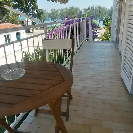 Roglic - Apartment Orebic