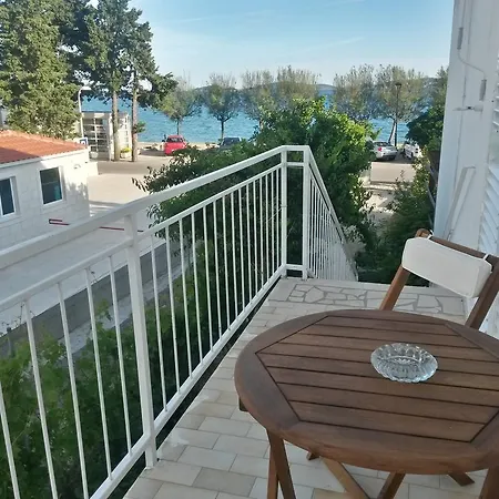 Roglic - Apartment Orebic